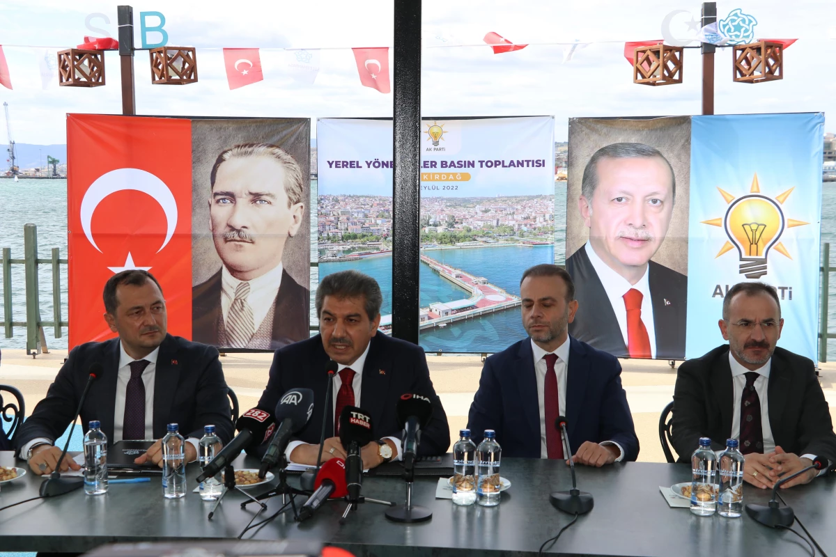 CHP\'li 11 büyükşehir belediyesinin AK Parti grup başkanvekillerinden ortak açıklama Açıklaması