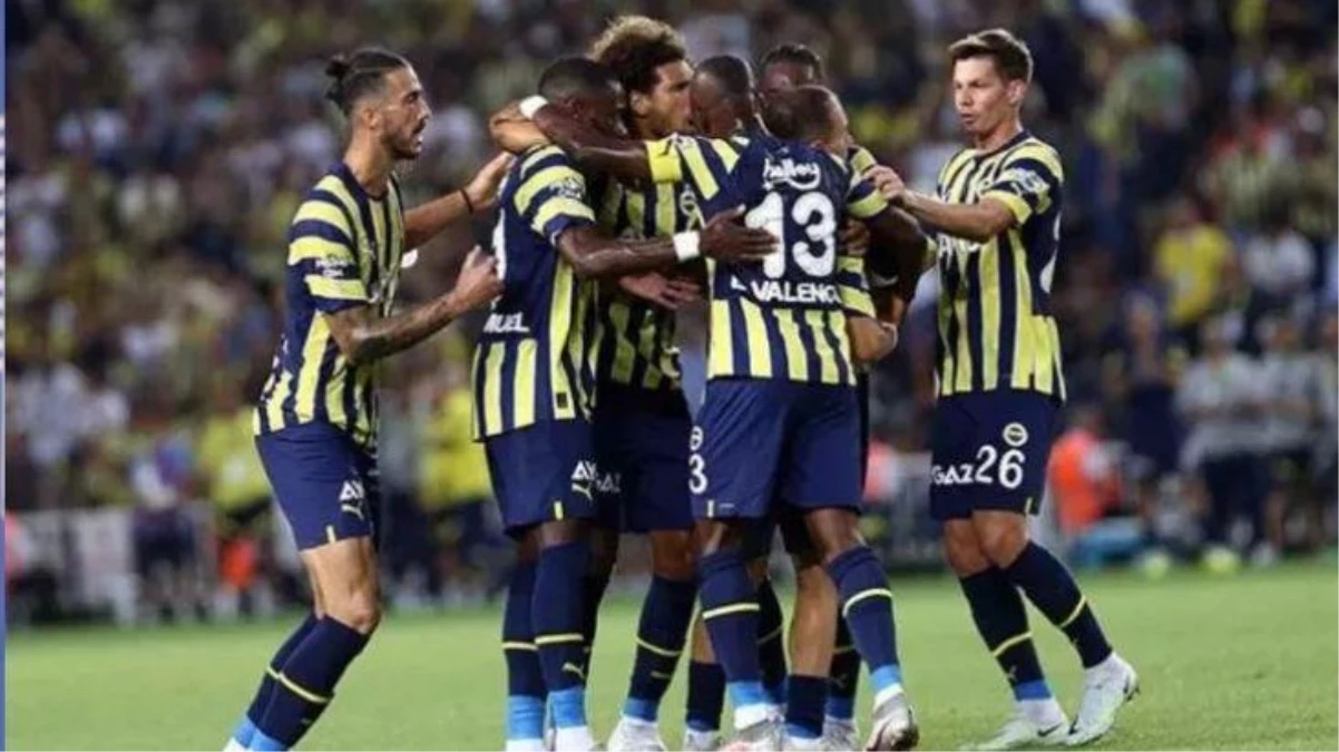 Fenerbahçe, Avrupa Ligi kadrosunu açıkladı! Jesus yeni transferin üzerine çizik atarak kadroya almadı