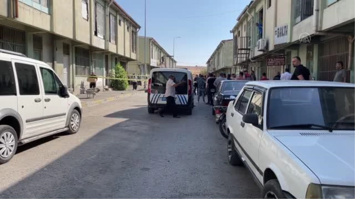 Gaziantep\'te ayakkabı atölyesindeki patlamada 1 kişi öldü