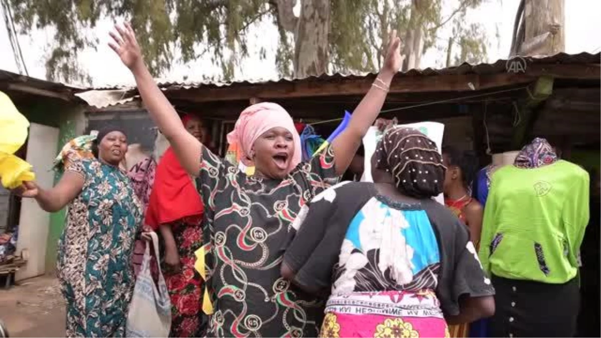 Kenya\'da yeni seçilen Devlet Başkanı Ruto destekçilerinin sevinç gösterisi