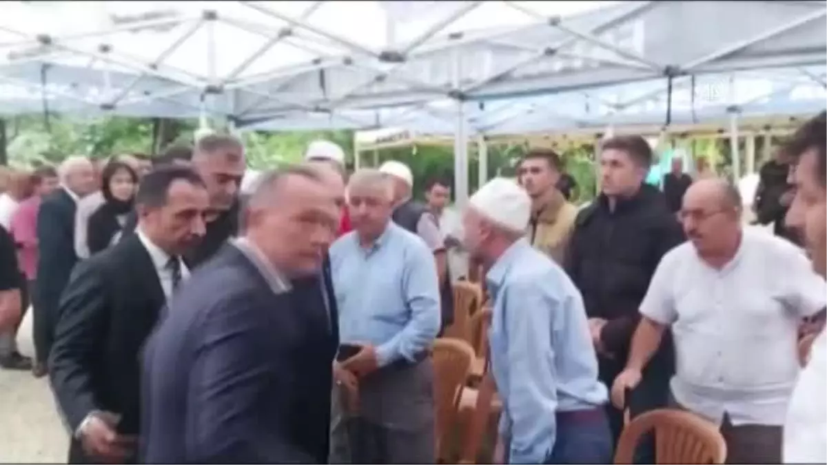 CHP Genel Başkanı Kılıçdaroğlu, şehit Kesti\'nin ailesine taziye ziyaretinde bulundu