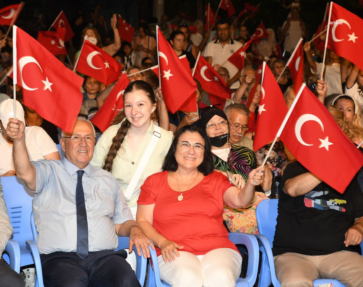İzmir haber | Kurtuluşun 100. Yıl Karabağlar\'da Coşku ile Kutlanacak