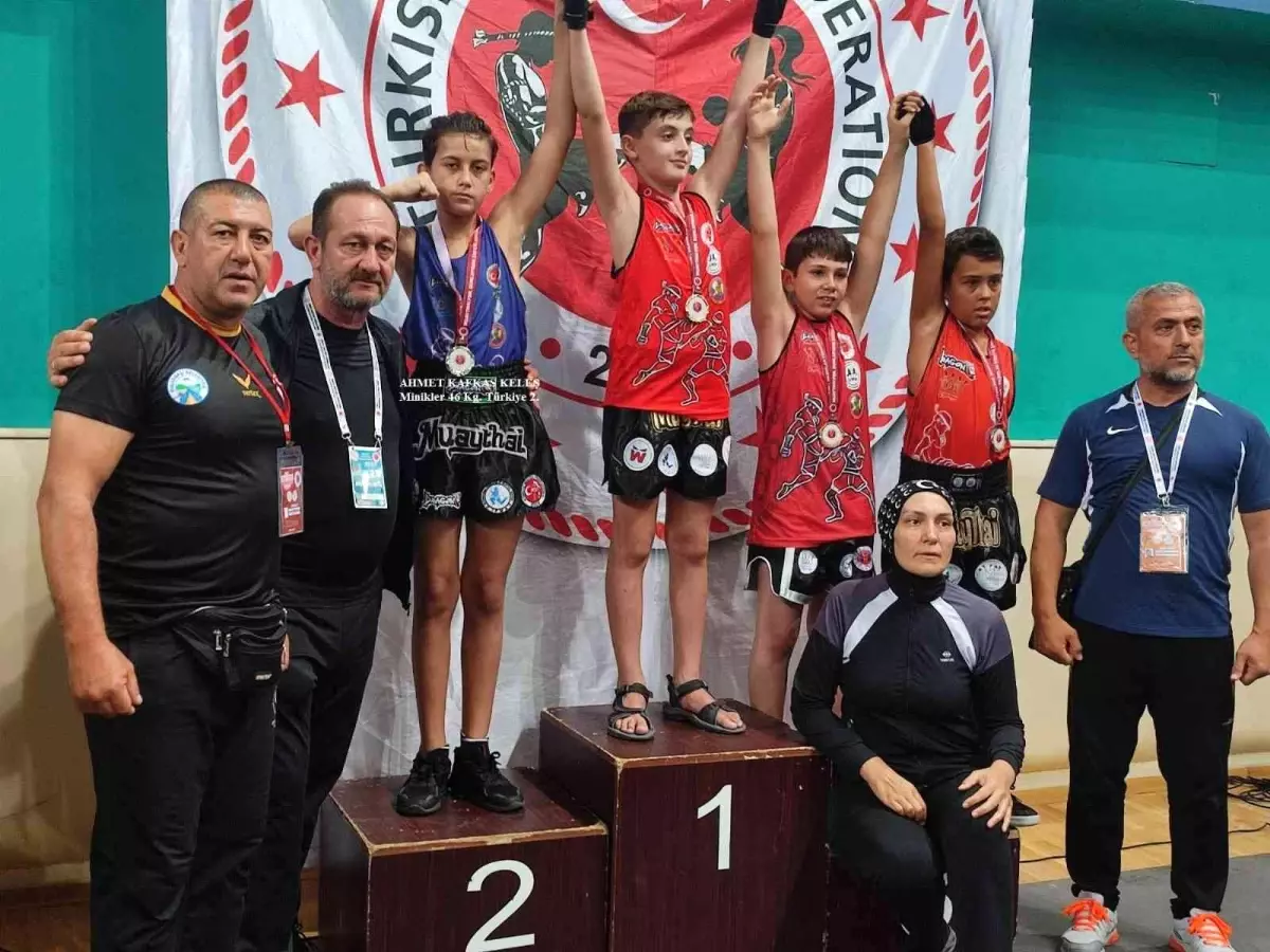 Muay Thai\'de 4 madalya