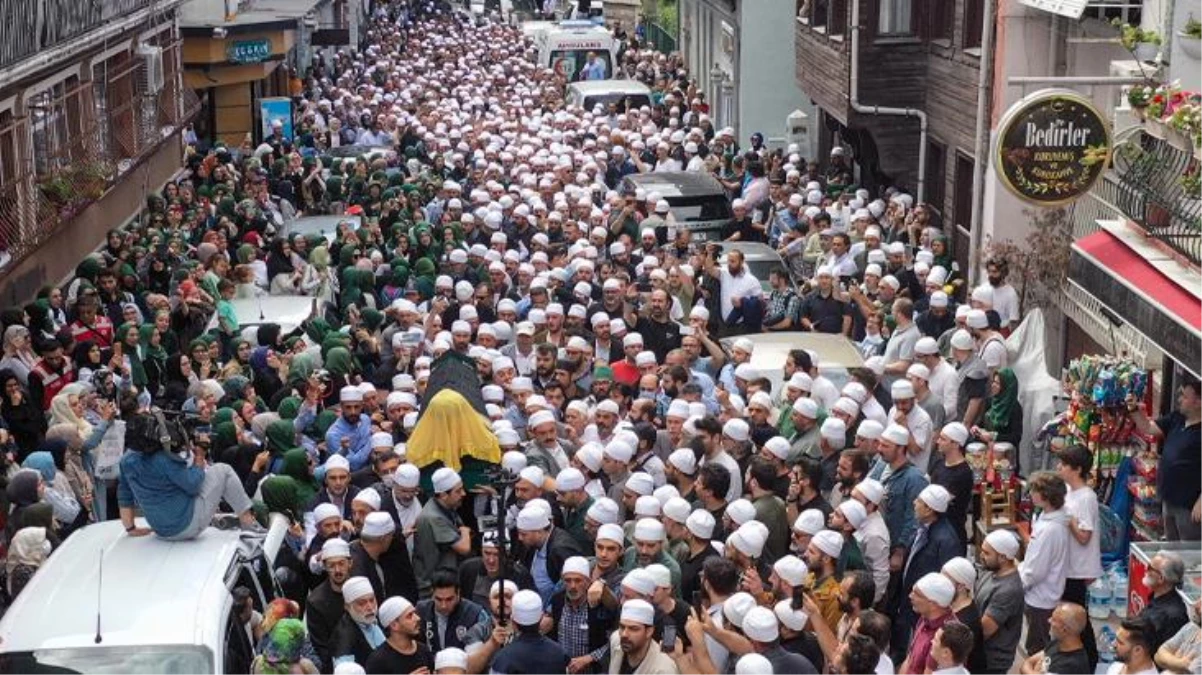 Hayatını kaybeden müzisyen ve yazar Ömer Tuğrul İnançer\'e görkemli veda!