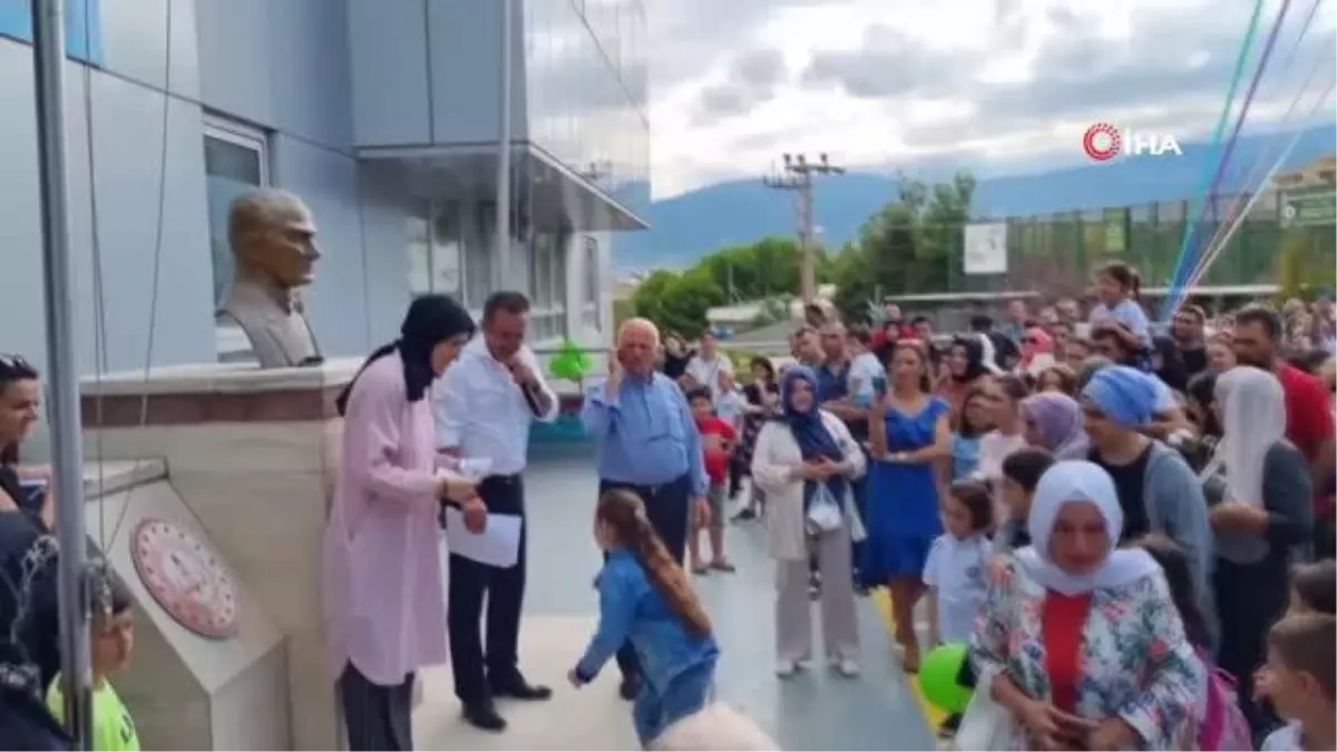 Öğrenciler sınıflarını kura ile seçti