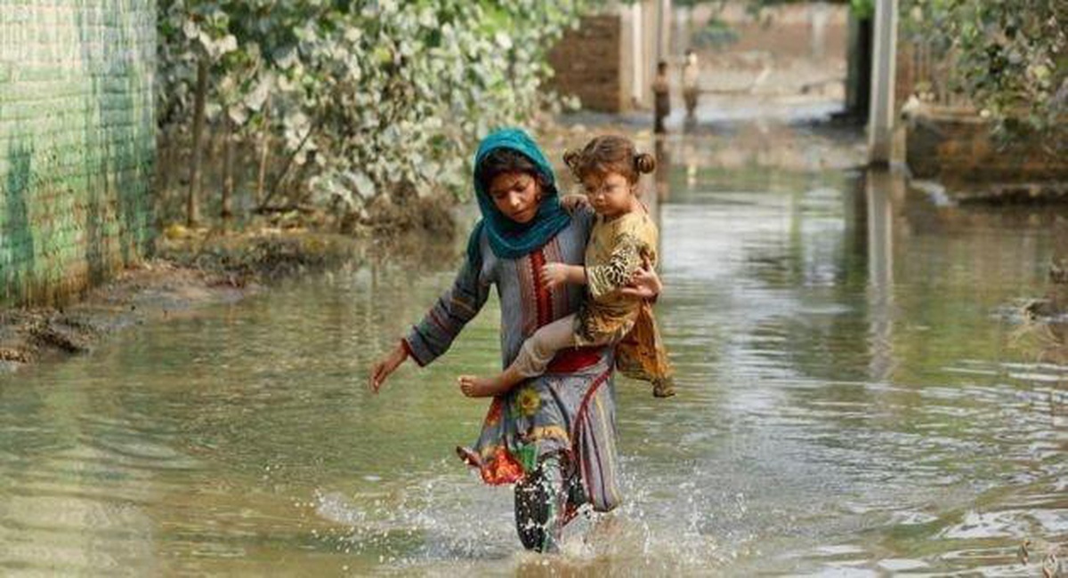 İçişleri Bakanlığı AFAD Başkanlığı koordinasyonunda muson yağmurları dolayısıyla sel afeti yaşanan dost ve kardeş ülke Pakistan\'a başlatılan insani...