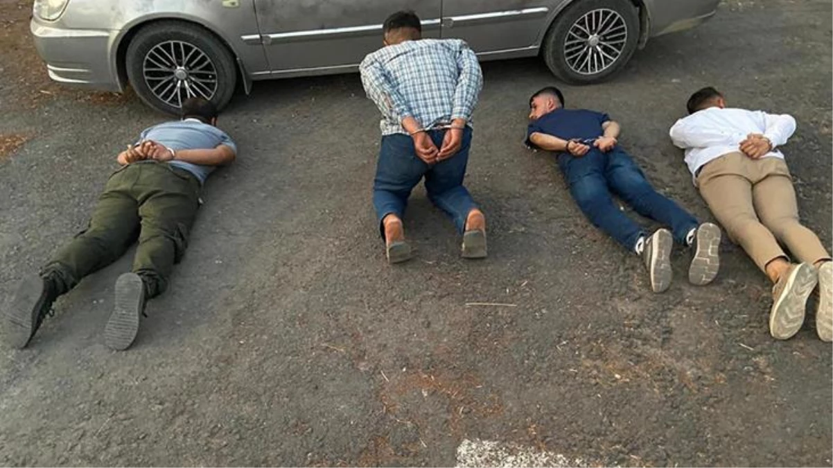 Diyarbakır\'da bombalı eylem hazırlığındaki 4 terörist yakayı ele verdi