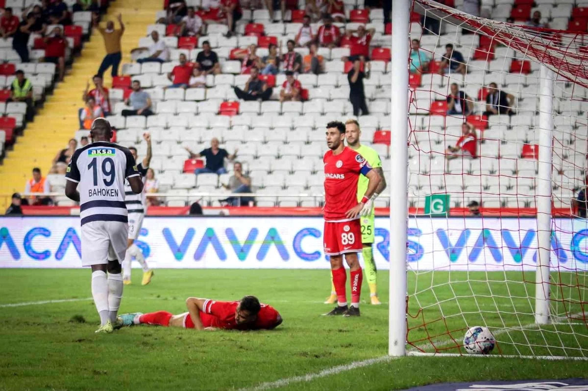 Spor Toto Süper Lig: Antalyaspor: 0 Kasımpaşa: 2 (Maç sonucu)