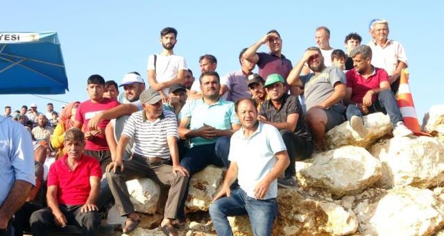 Süper Lig maçını aratmayan köy turnuvasını binlerce kişi takip etti Süper Lig maçını aratmayan köy turnuvasını binlerce kişi takip etti