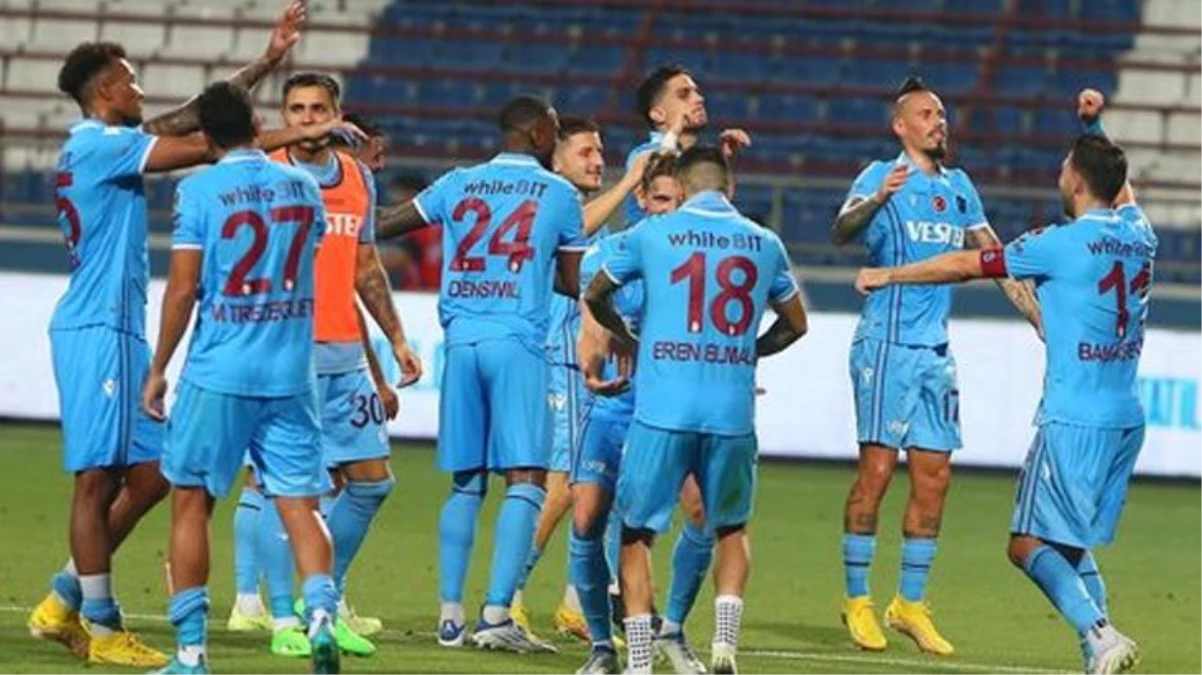 Trabzonspor\'un UEFA Avrupa Ligi kadrosu açıklandı! 5 futbolcu listeye eklenmedi