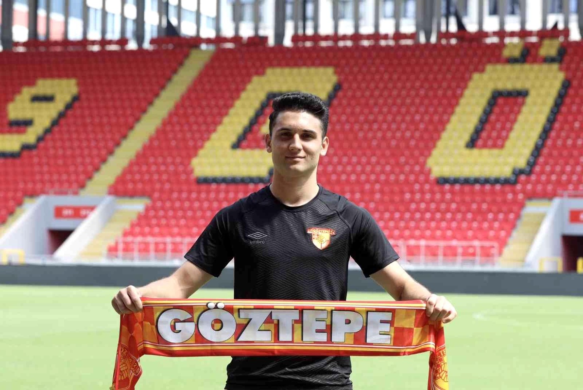 Tuğbey Akgün Göztepe\'de