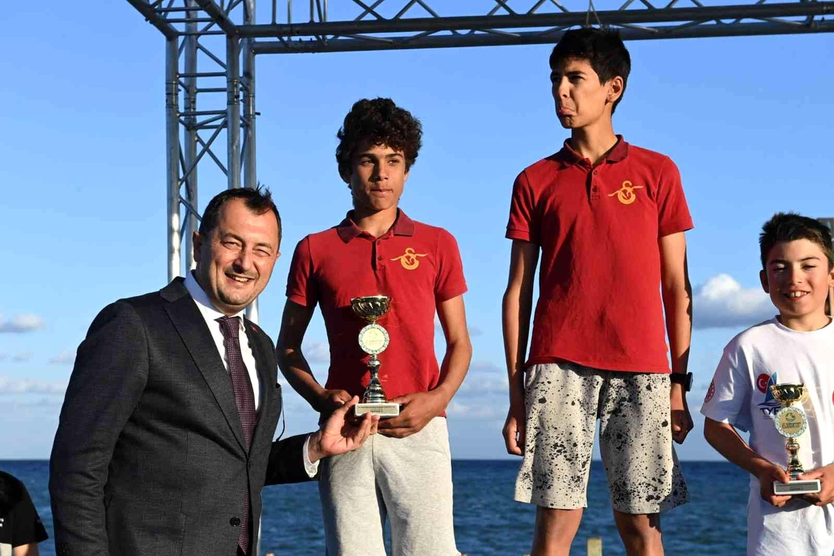 Türk yelkencilerden büyük başarı