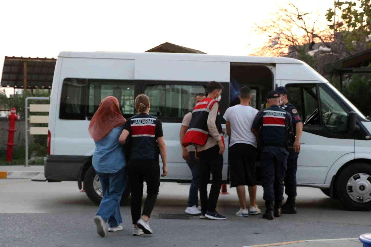 Yunanistan\'a kaçmaya çalışan FETÖ üyelerine jandarma engeli