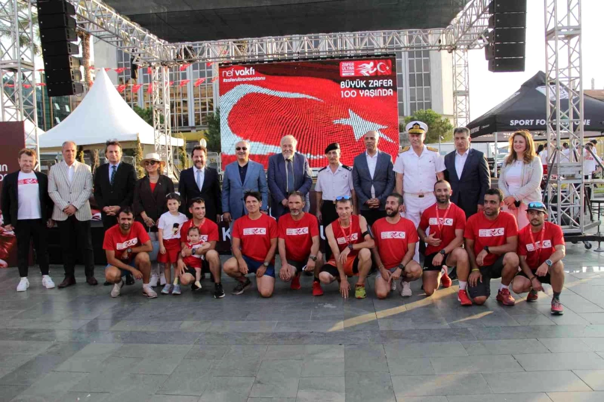 Zafer rotasında düzenlenen ilk ultra maraton İzmir\'de noktalandı