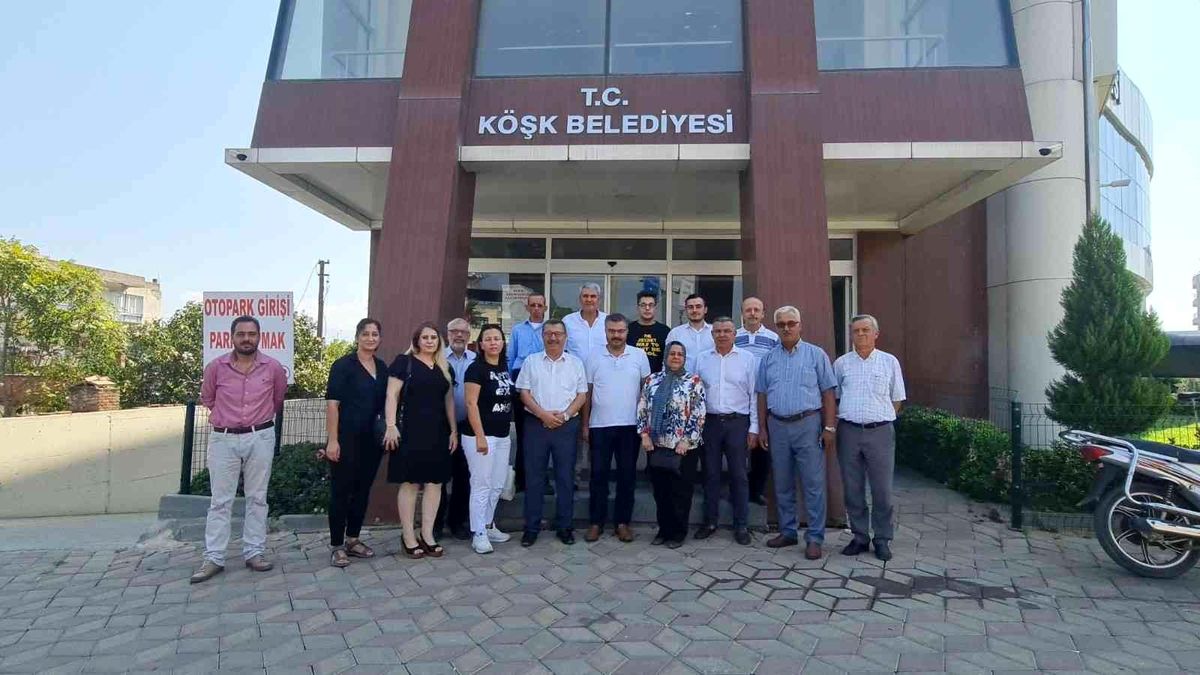 Başkan Özmen ve Başkan Güler\'den Köşk\'teki kutlamalara davet