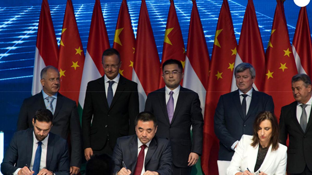 Çinli Batarya Üreticisi Catl, Macaristan\'daki Fabrika Yatırımına Resmen Başladı