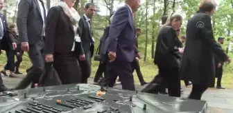 İsrail Cumhurbaşkanı Herzog, Bergen-Belsen Toplama Kampı'nı ziyaret etti