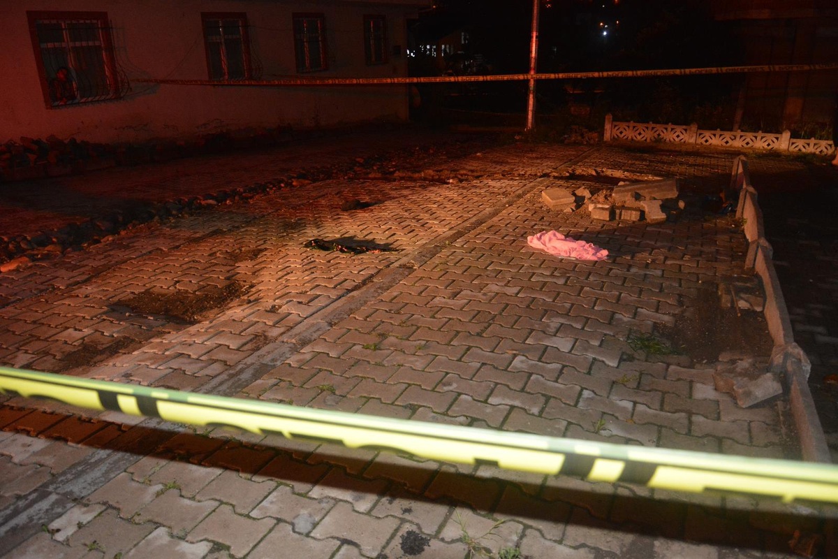 Ordu\'da dehşet: Tartıştığı kuzeninin boğazını kesti