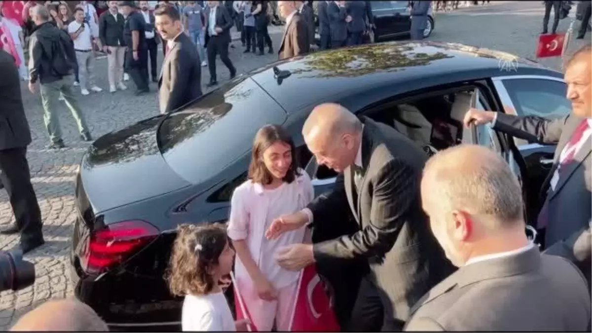 Cumhurbaşkanı Erdoğan, İslam Birliği yeni hizmet binasını ziyaret etti