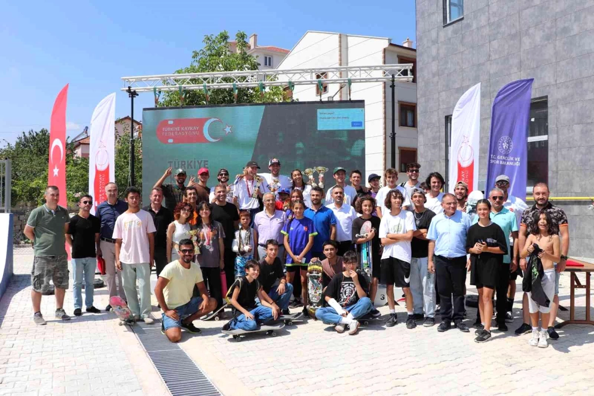 Türkiye Kaykay Şampiyonası 2. Etap yarışmaları Karaman\'da sona erdi