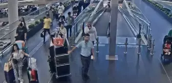 10 YIL SAHTE KİMLİKLE DOLAŞAN HÜKÜMLÜ İSTANBUL HAVALİMANI'NDA YAKALANDI