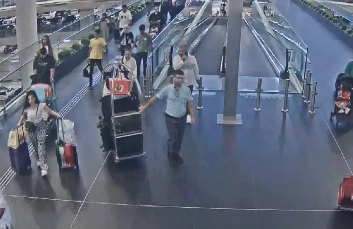 10 YIL SAHTE KİMLİKLE DOLAŞAN HÜKÜMLÜ İSTANBUL HAVALİMANI\'NDA YAKALANDI