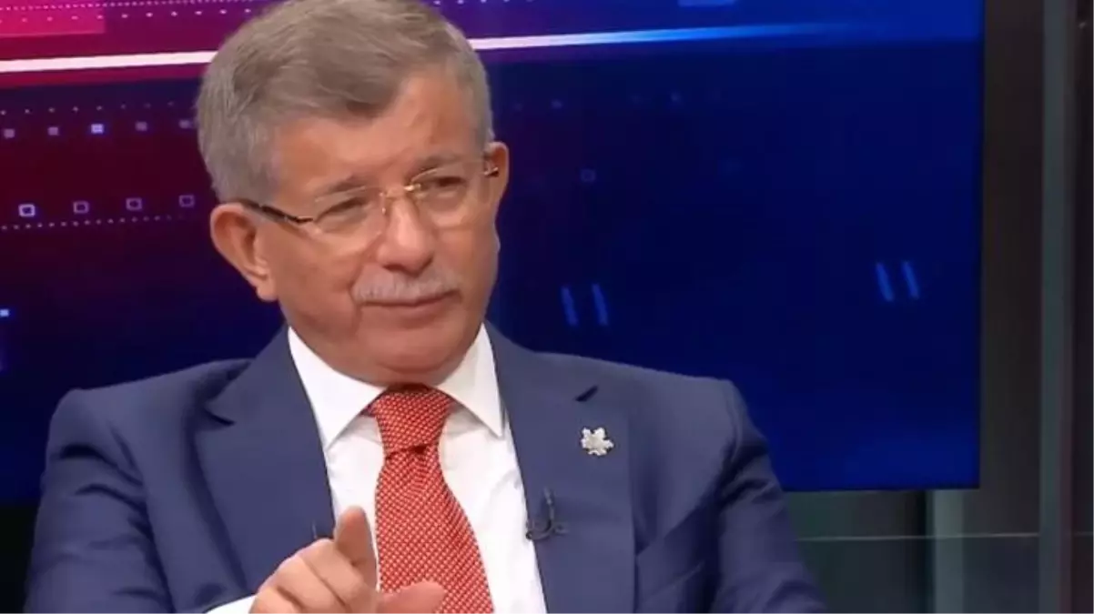 Ahmet Davutoğlu başbakanlığında yaşadığı olayı ilk defa anlattı