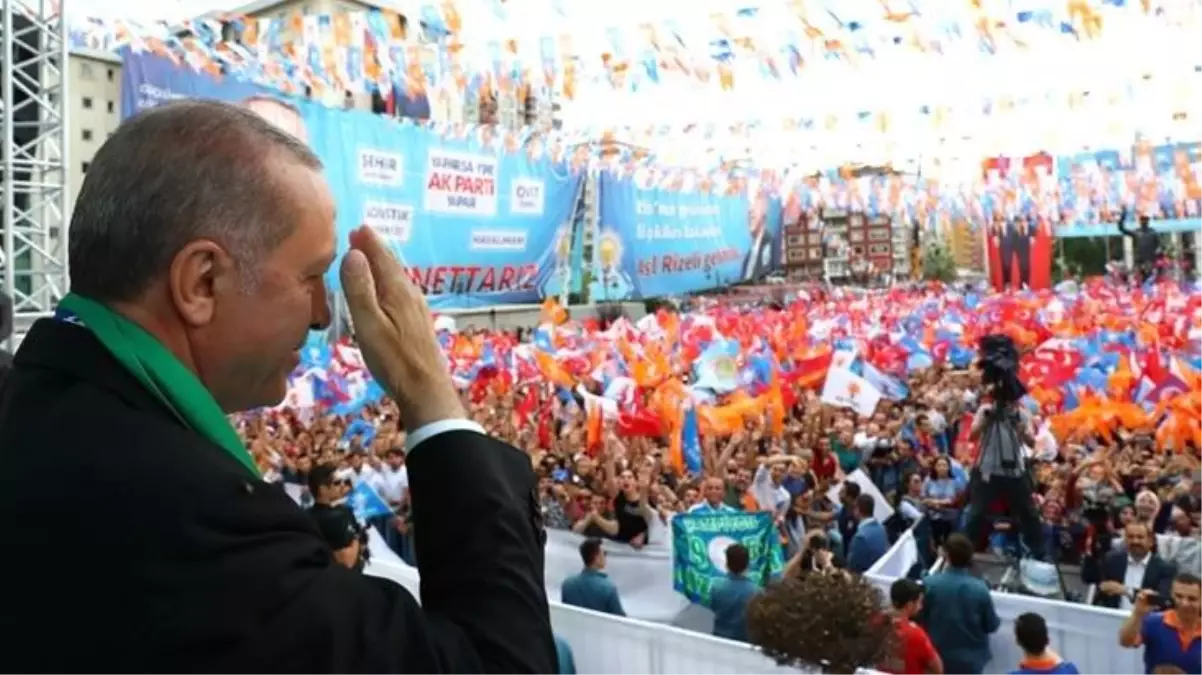 Saha çalışmalarını başlatan AK Parti, seçimler öncesi yol haritasını çizdi: İlk hedef kararsız seçmenler