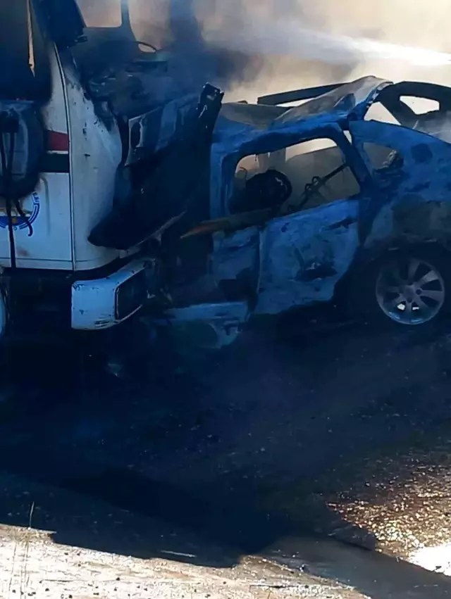 Çalıntı araçla kaza yapan bir kişi yanarak can verdi