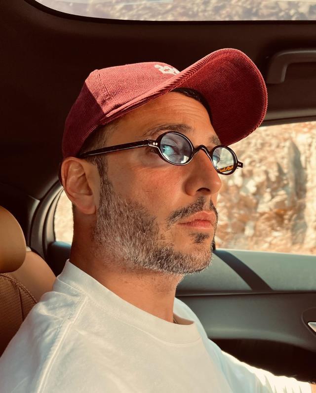 Demet Özdemir ve Oğuzhan Koç balayına çıktı! Yeni gelin bikinili pozlarıyla hayran bıraktı