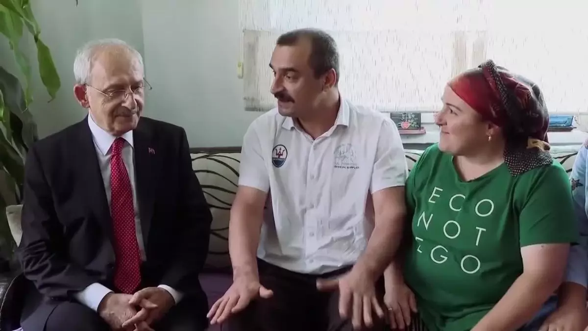 Kılıçdaroğlu: Tanıdıkça Birbirimizi Seveceğiz. Türkiye\'de Siyasetin Etkisi Azalacak, Kutuplaşma Bitecek. İnsanlarımız Barışacak, Türkiye Barışacak