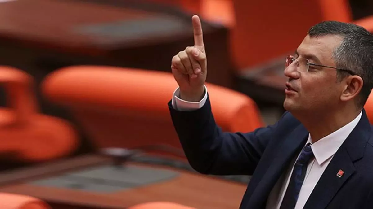 Gürsel Tekin\'in HDP\'ye bakanlık verilebileceği sözlerine bir yorum da CHP\'li Özgür Özel yaptı