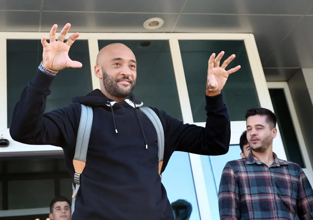 Nathan Redmond, Beşiktaş için İstanbul\'da