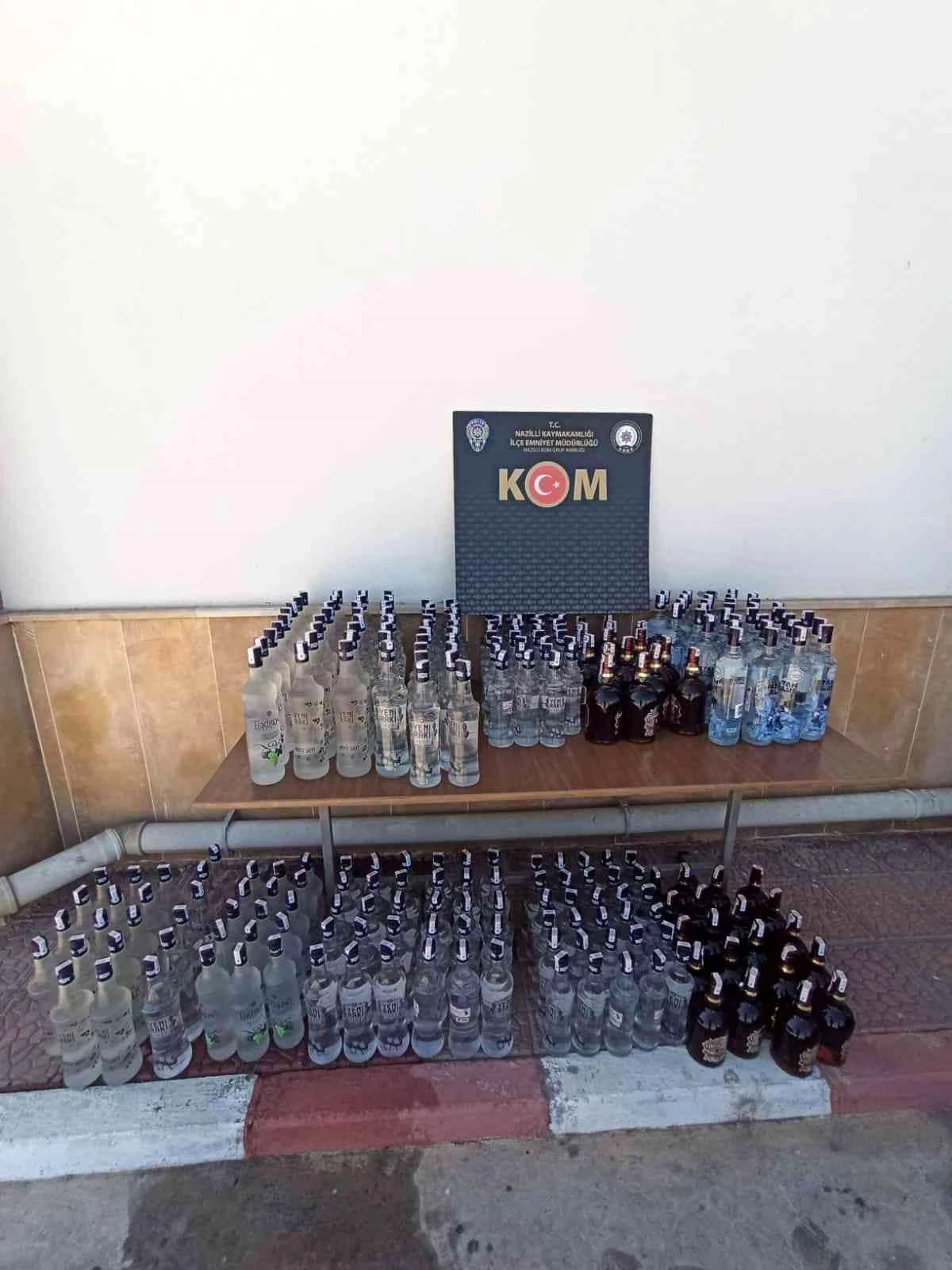 Nazilli\'de 248 şişe sahte alkol ele geçirildi