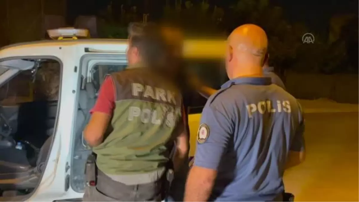 Adana\'da polisin "dur" ihtarına uymayan sürücü kovalamaca sonucu yakalandı