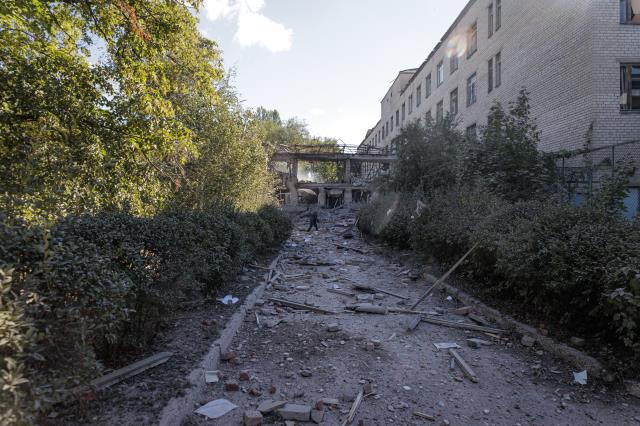 Sıcak çatışmalar yine arttı! Rusya, Donetsk'teki psikiyatri hastanesini vurdu