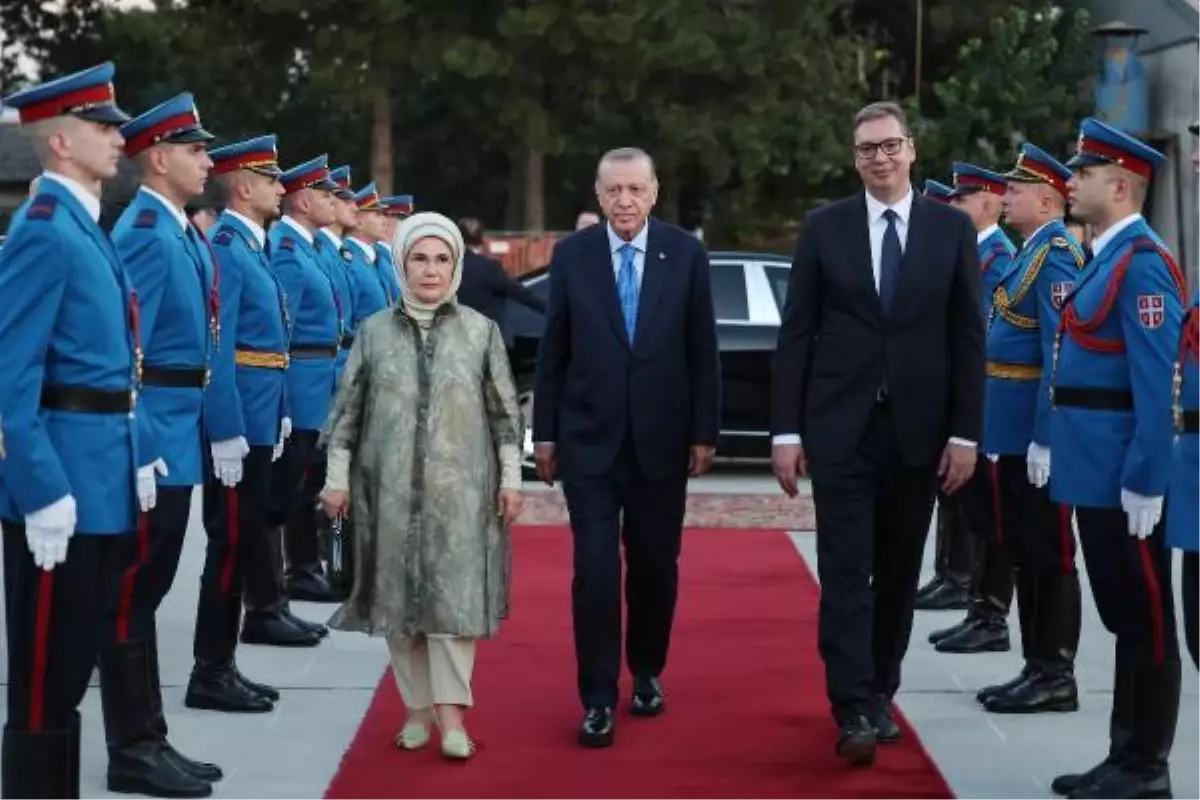 Sırbistan ziyaretini tamamlayan Erdoğan\'ı mevkidaşı Vucic uğurladı