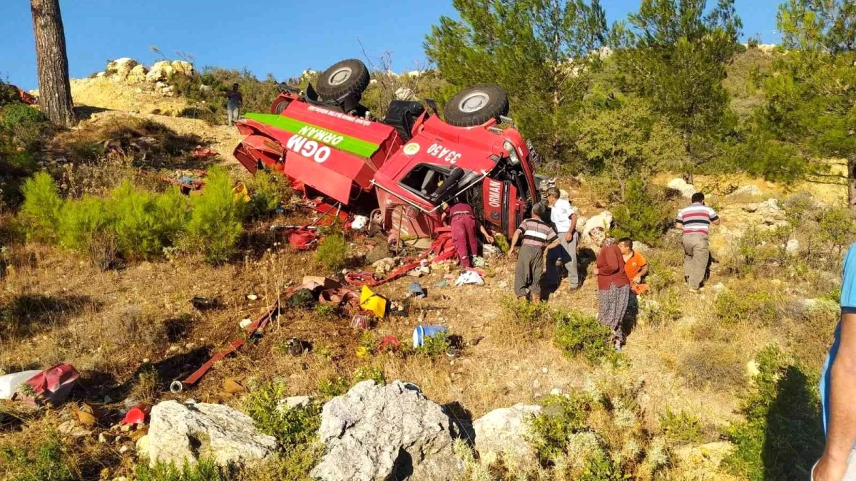 Yangına giden orman personeli kaza yaptı: 3 yaralı