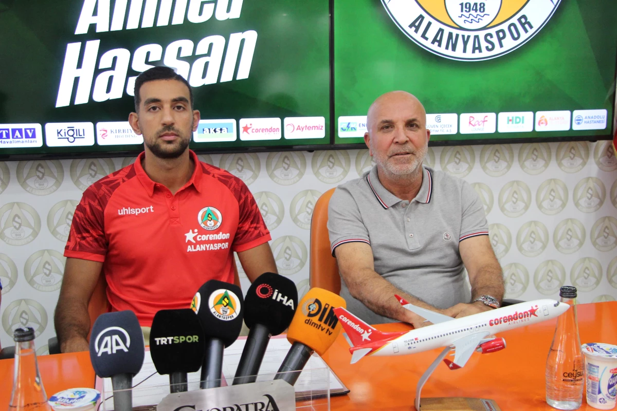 Alanyaspor, Olympiakos\'tan Ahmed Hassan\'ı bir yıllığına kiraladı