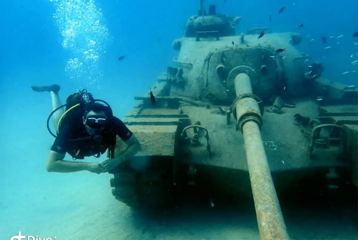 Eskişehirli dalgıçlar 20 metre derinlikteki kargo uçağı ve tankı fotoğrafladı