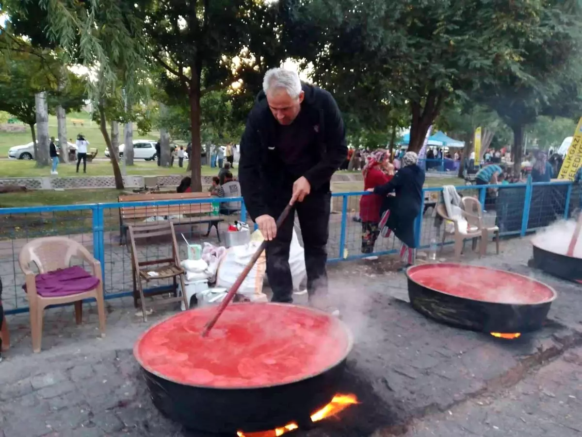 Kayseri\'de salça ile vatandaşlar ev ekonomisine katkı sağlıyor