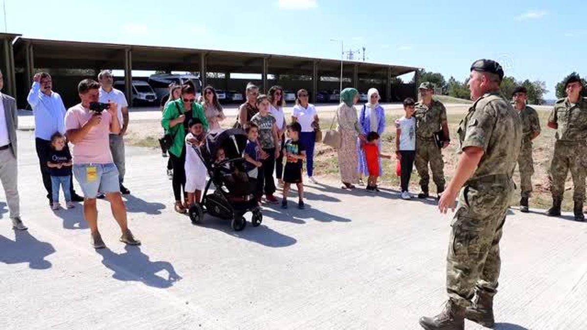 Kırklareli\'nde "TSK Harp, Silah Araç ve Gereçleri Sergisi" açıldı