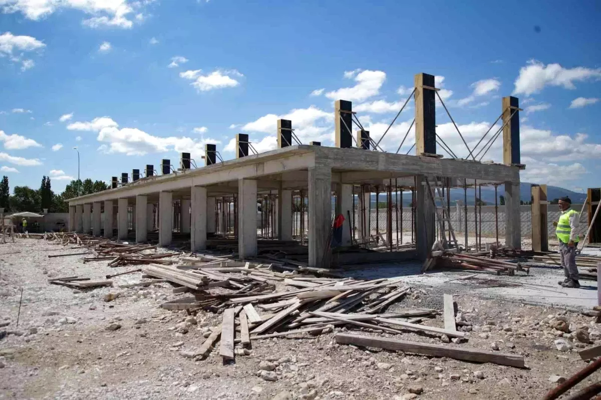 Kütahya\'ya yeni kamyon garajı