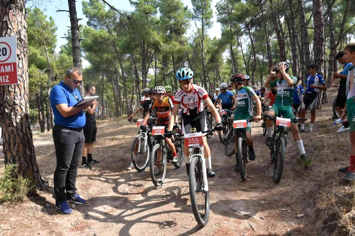 Sındırgı\'da Dağ Bisikleti yarışmaları yapıldı