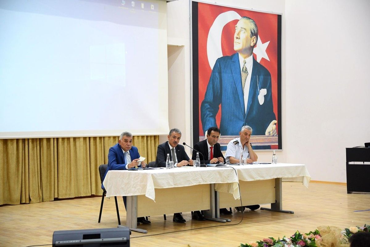 Karaman\'da okul ve çevrelerinde uygulanacak tedbirler değerlendirildi