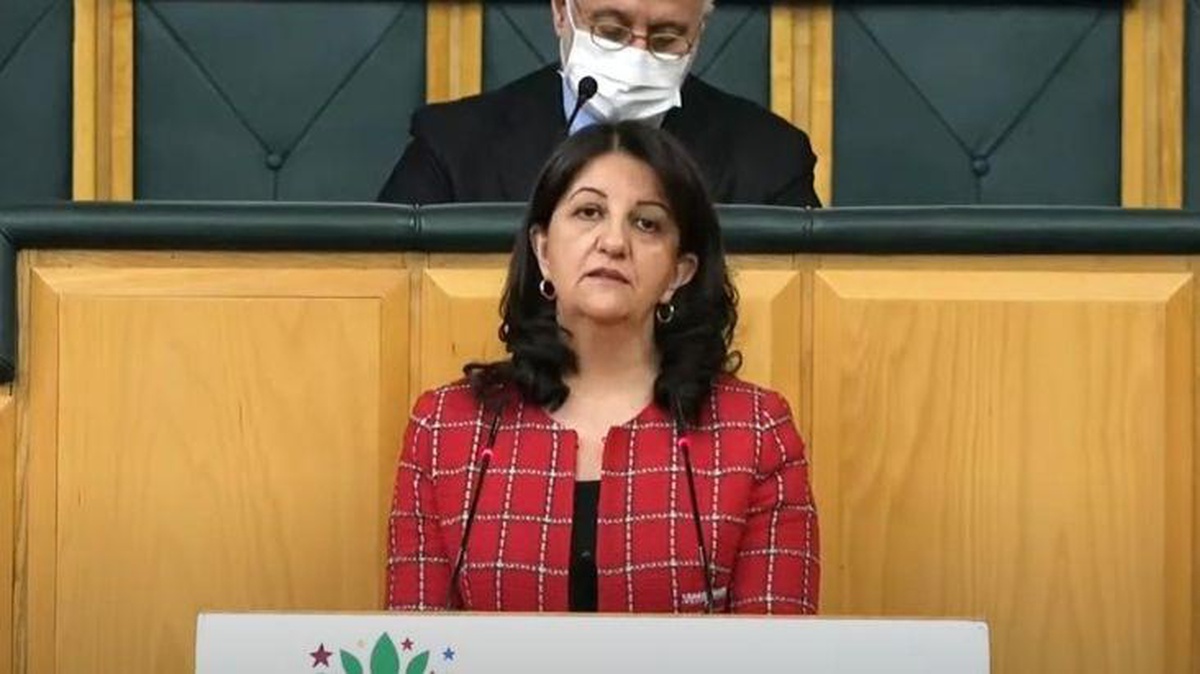 Pervin Buldan\'dan Cumhur ve Millet İttifakı\'na tepki: HDP\'yi siyasi malzeme haline getirmeyin