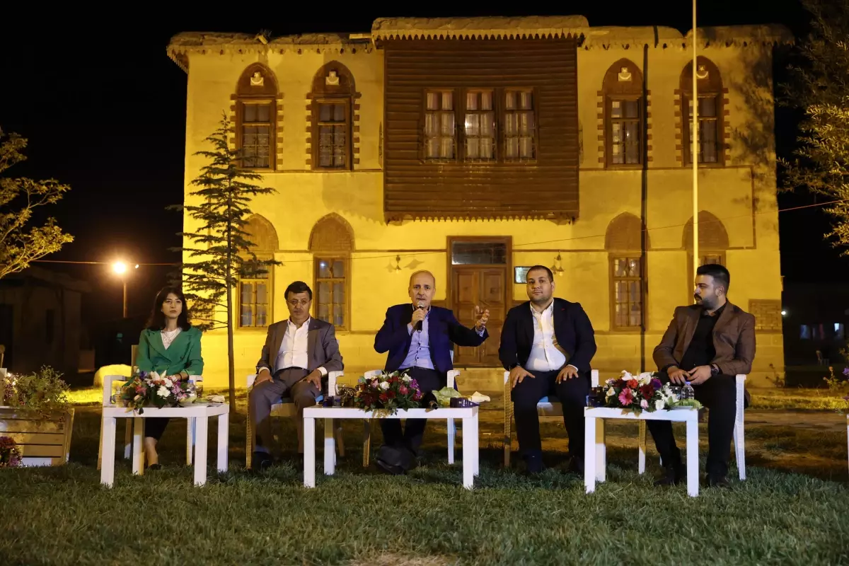 AK Parti Genel Başkanvekili Kurtulmuş, Van\'da gençlerle buluştu Açıklaması