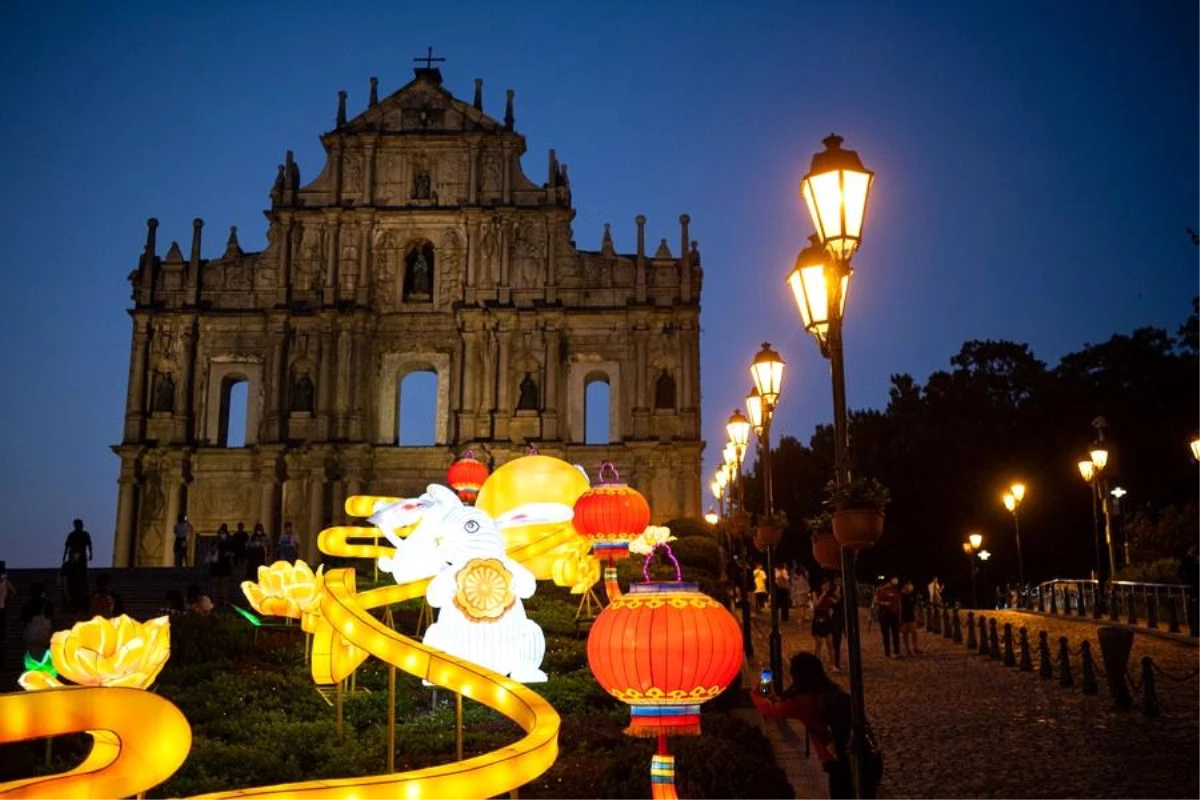 Çin\'in Güz Ortası Festivali Dünya Genelinde Nasıl Kutlanıyor?