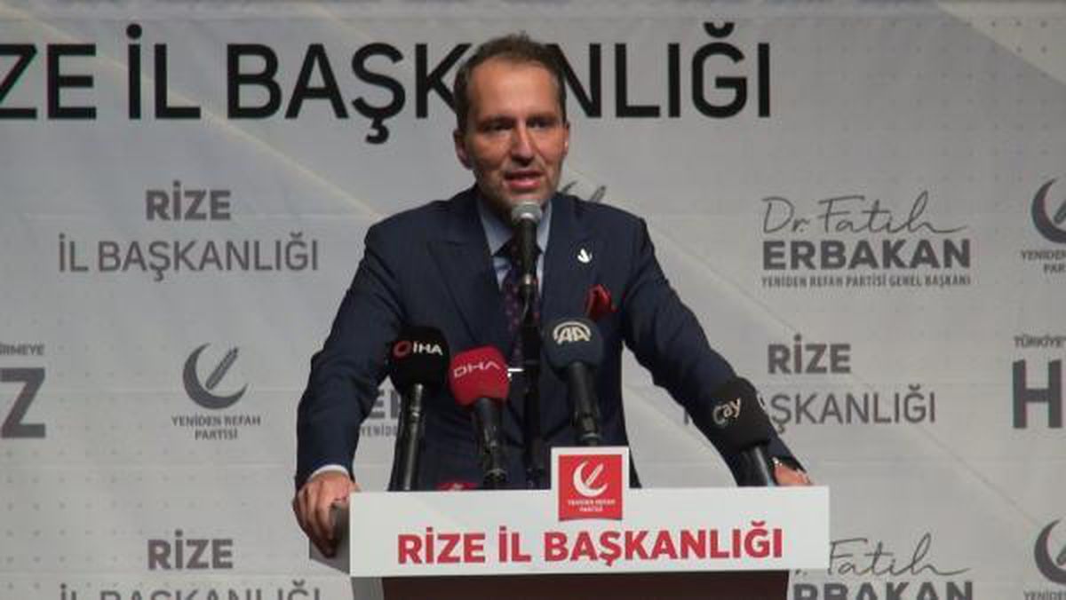 Fatih Erbakan: Milletin derdiyle dertlenmek yerine altın gününe devam ediyorlar