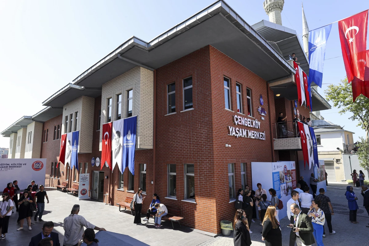 İBB\'nin Çengelköy Eğitim, Kültür ve Sosyal Yaşam Merkezi törenle açıldı